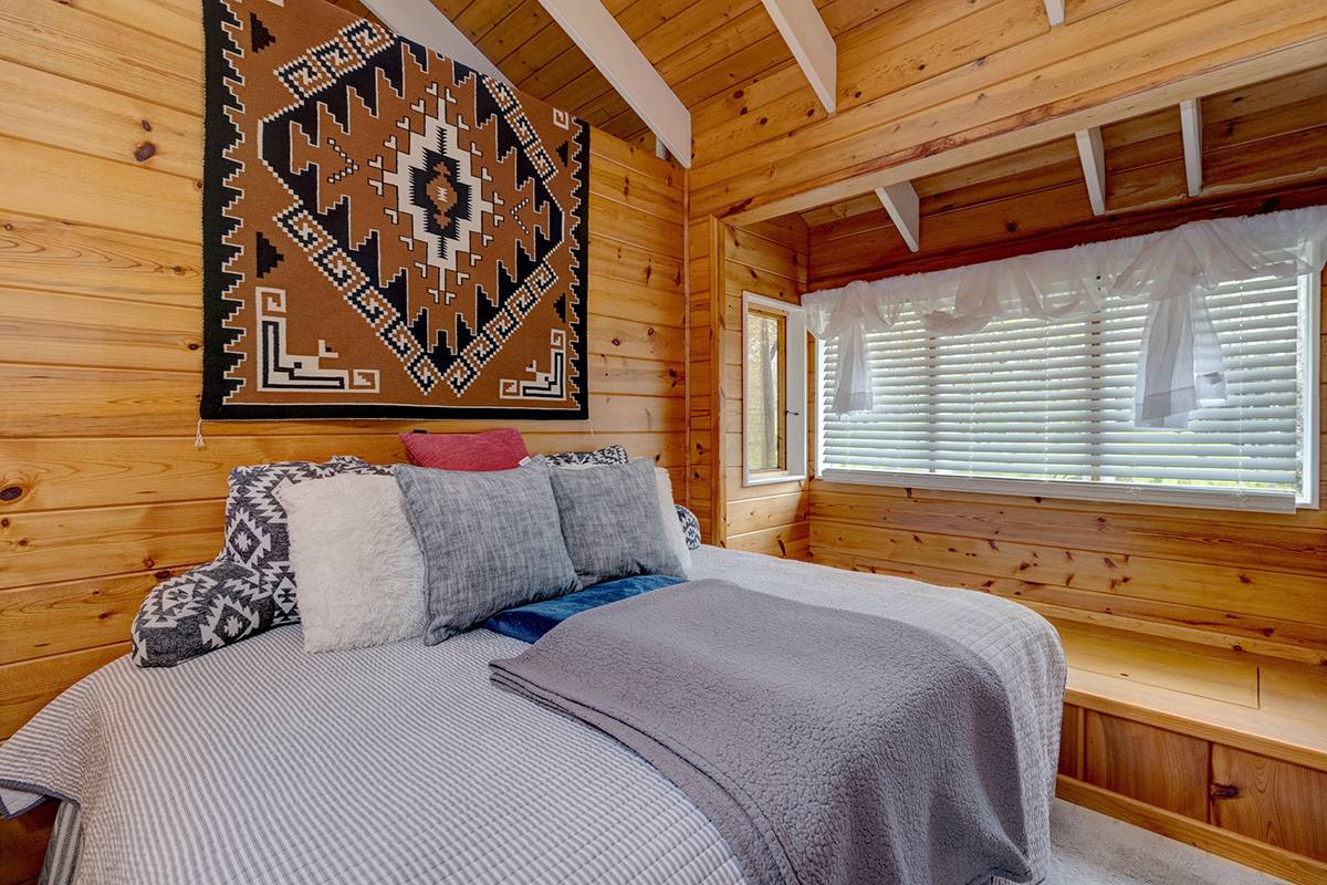 Volcano, HI 96785,11-3119 ALII ANELA ST