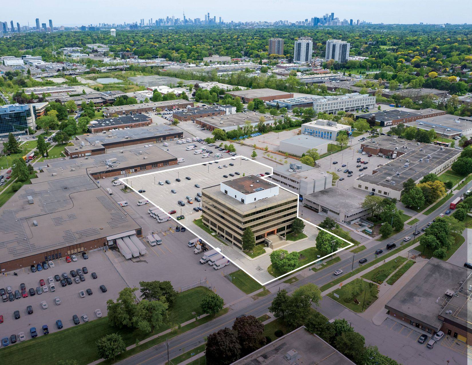 Toronto C12, ON M3B 1Z3,101 Duncan Mill RD