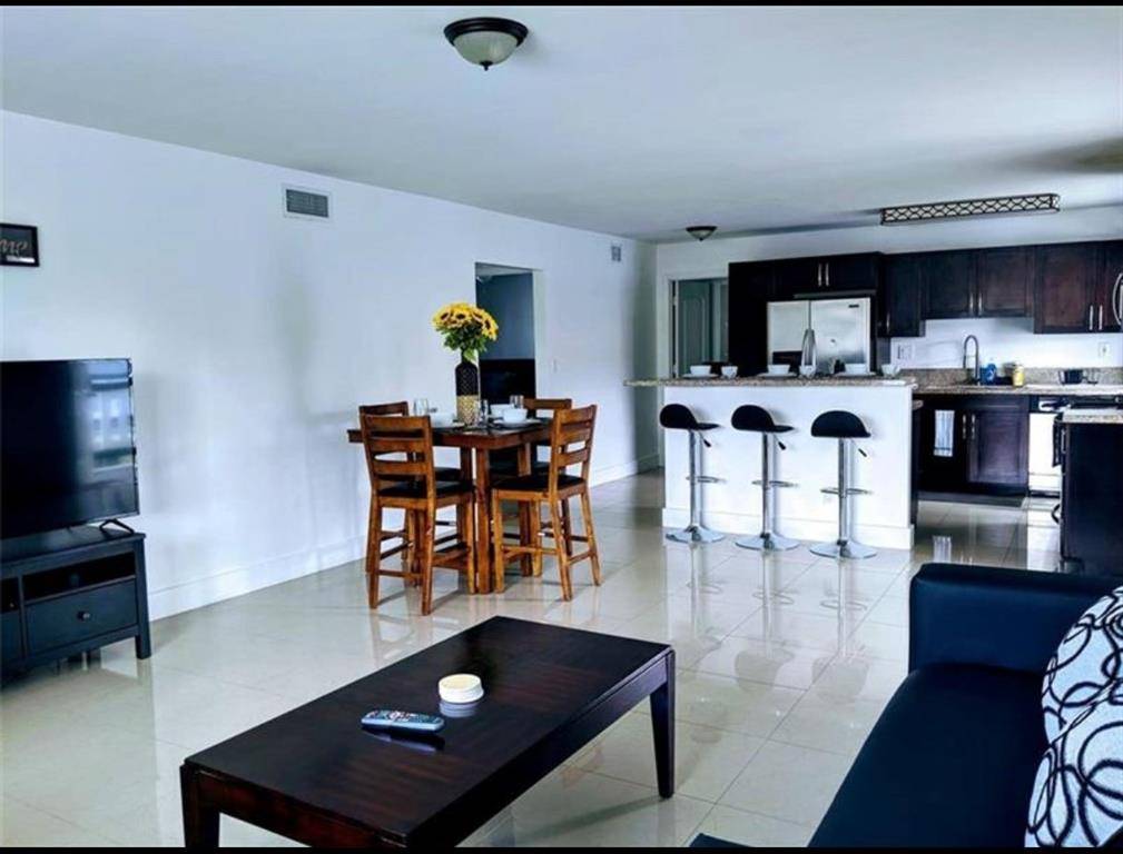 Fort Lauderdale, FL 33312,1548 SW 5th Pl #1