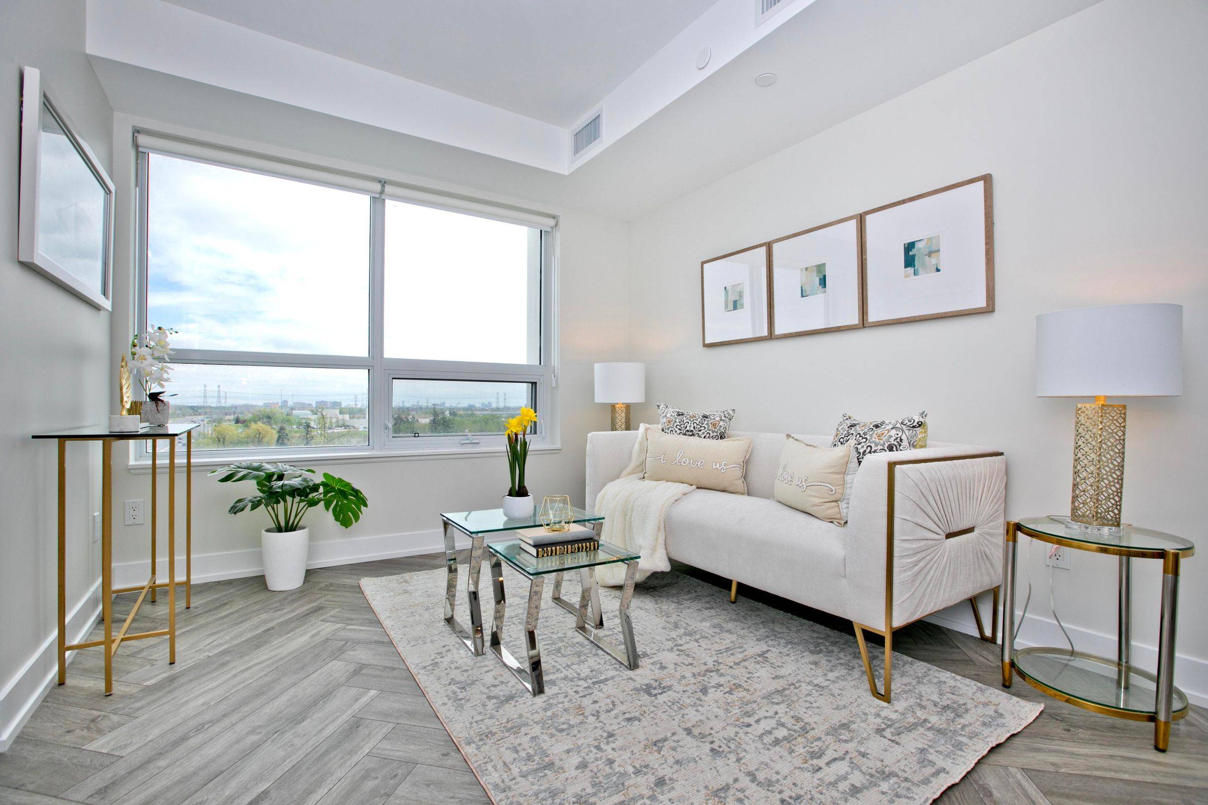 Markham, ON L6G 0H4,8 Cedarland DR #919