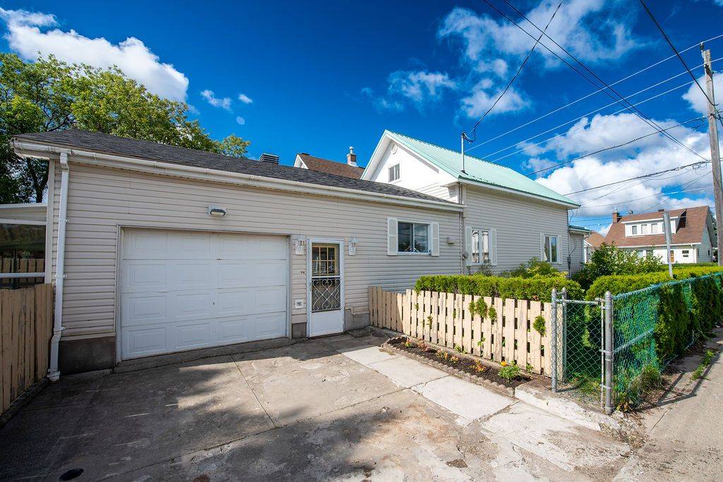 Timmins, ON P4N 1Z2,202 Maple N/A S