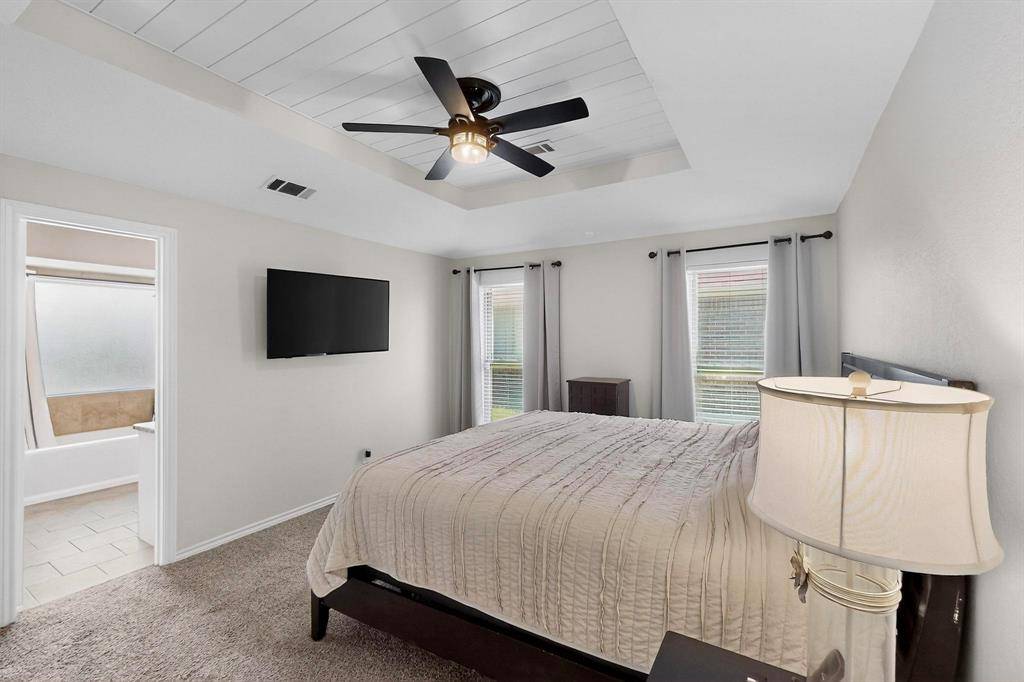 Carrollton, TX 75010,4202 Meadow Ridge Drive