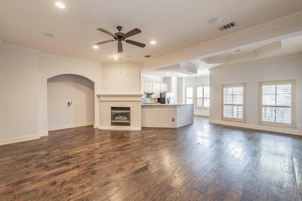 Dallas, TX 75252,18119 Frankford Lakes Circle