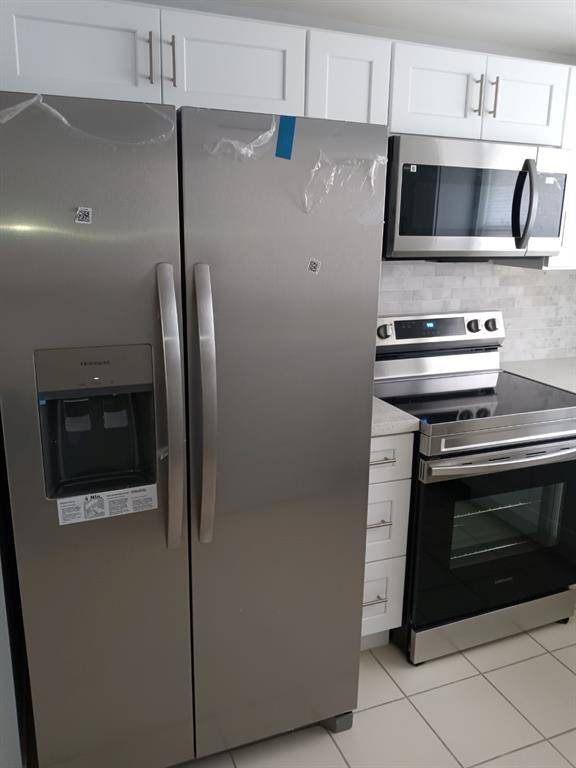 Sunrise, FL 33322,9861 Sunrise Lakes Blvd #307