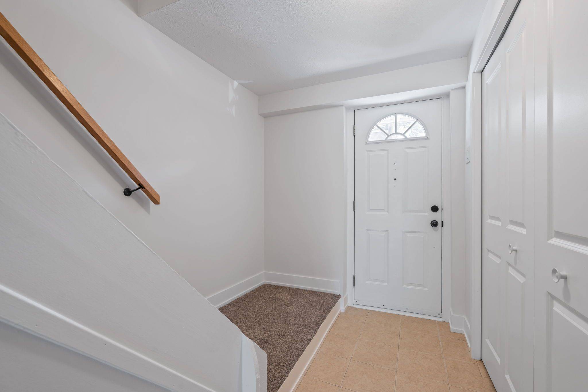London South, ON N6C 4Z9,726 Wilkins ST