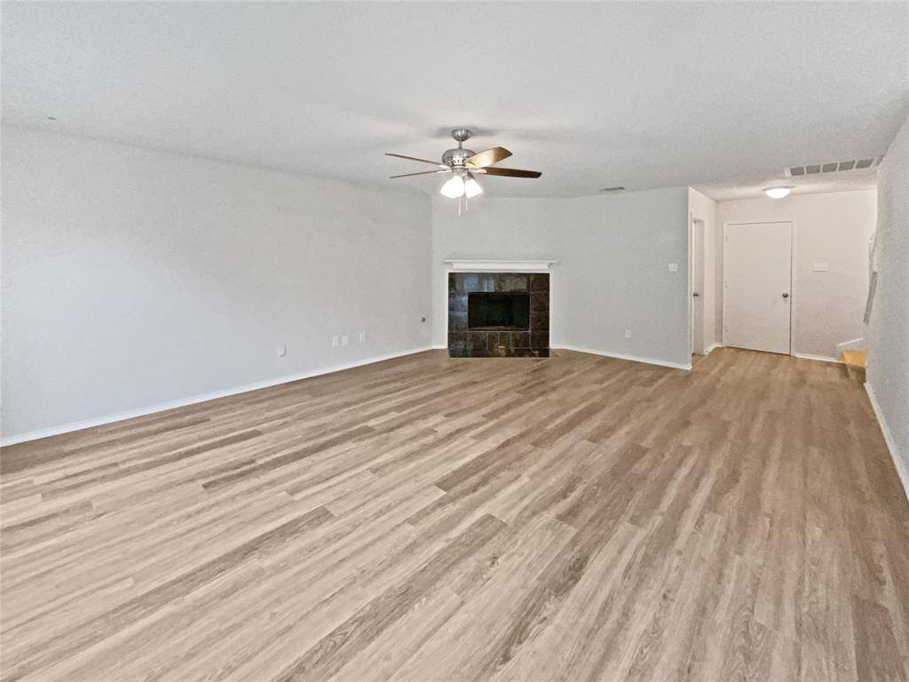 Mesquite, TX 75181,4981 Kingfisher Lane