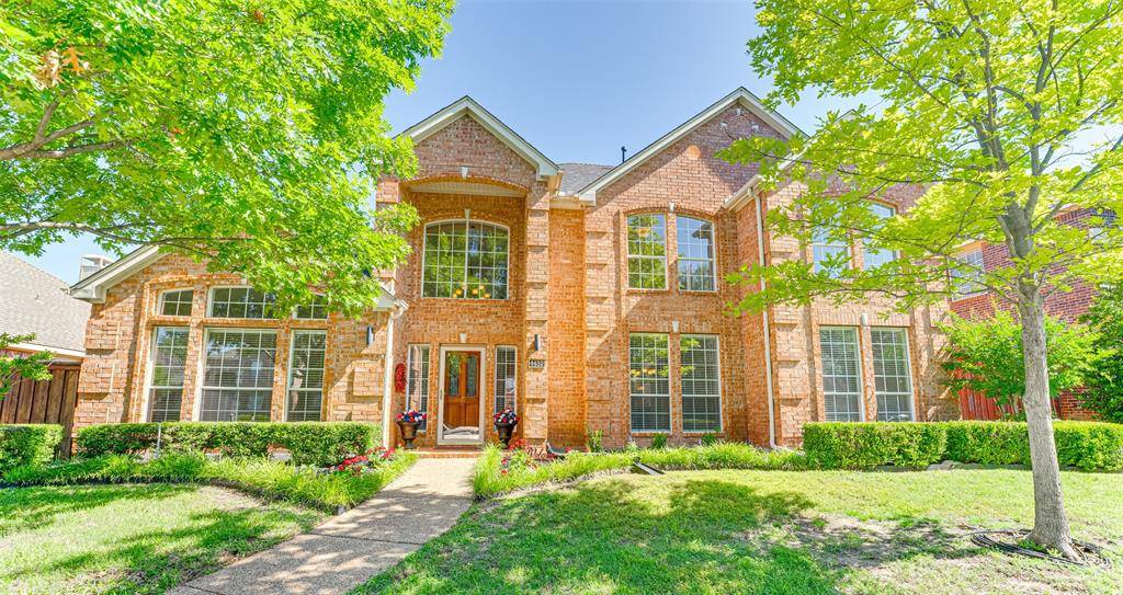 Plano, TX 75024,4437 English Oak Drive
