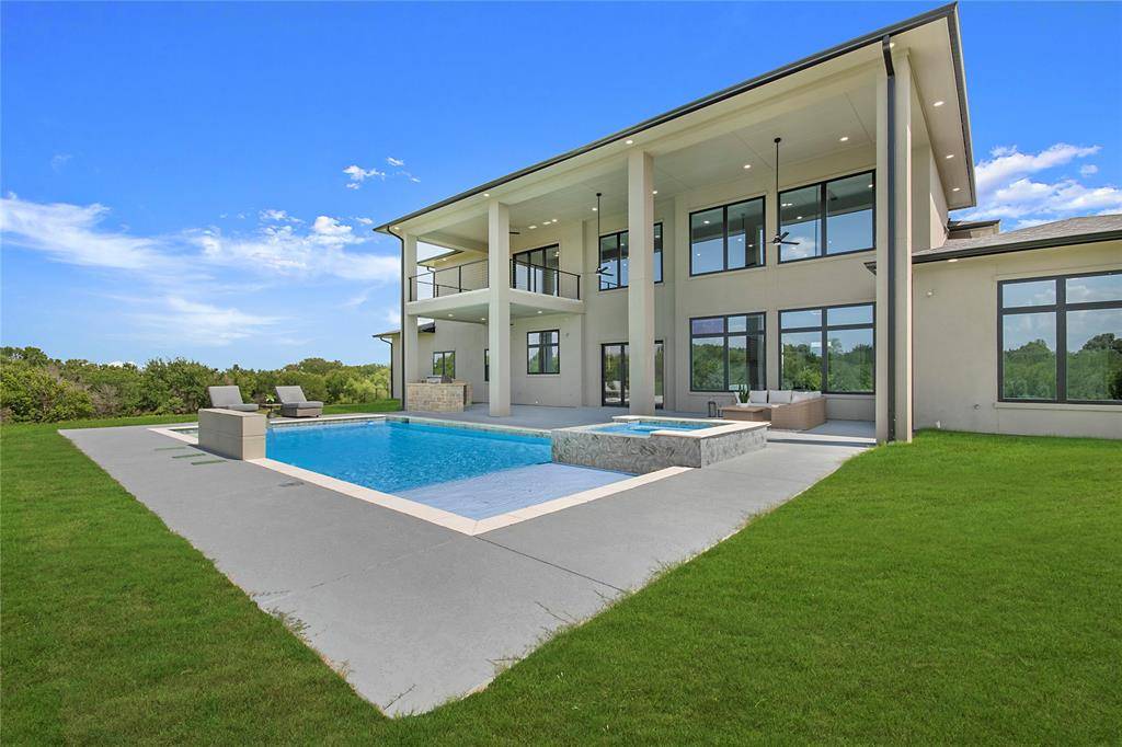 Sunnyvale, TX 75182,389 Hidden Leaf Circle