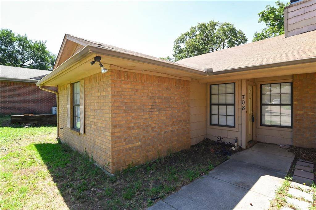 Kennedale, TX 76060,708 Woodland Court