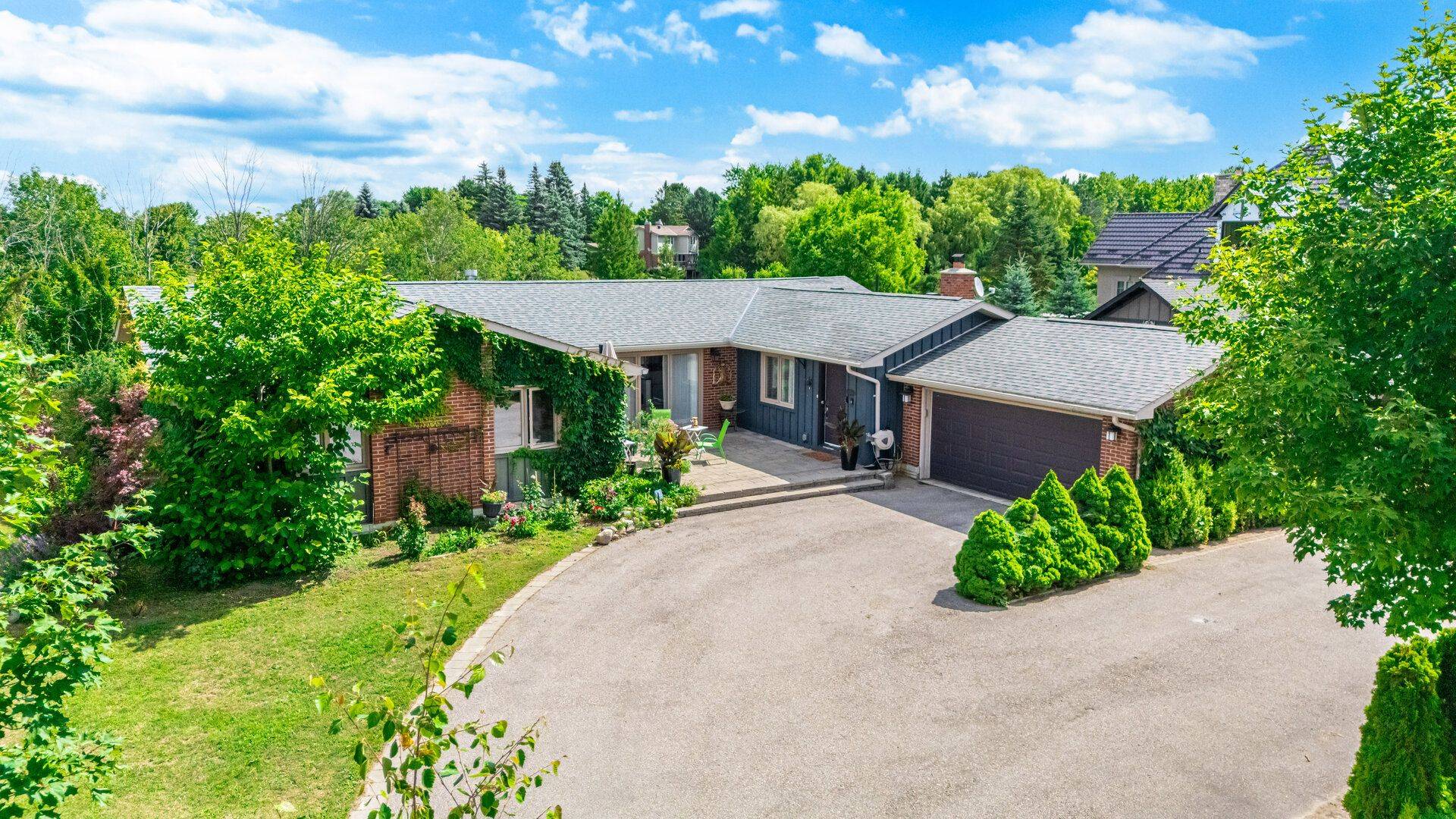 King, ON L7B 0C7,45 Simcoe RD