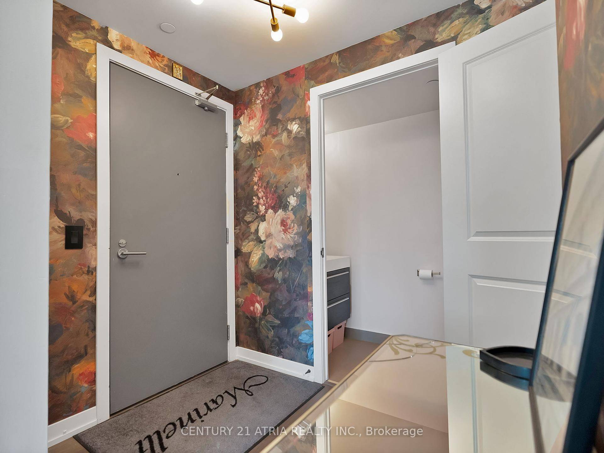 Toronto W08, ON M8Z 0C3,8 Fieldway RD #526