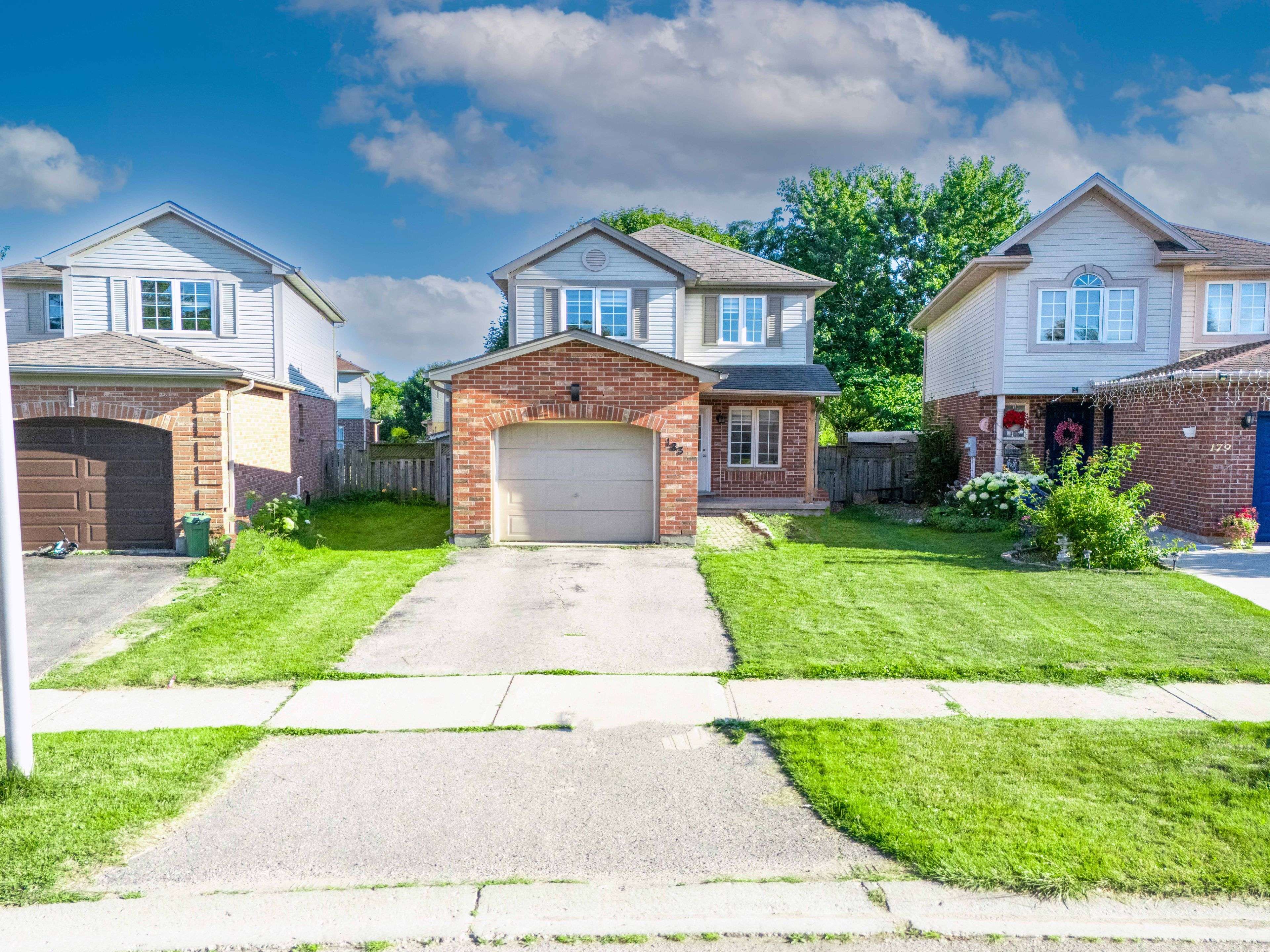 London South, ON N6M 1J3,183 EMERALD RD