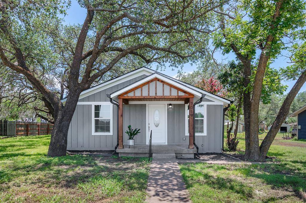 Brady, TX 76825,1019 W 11 Street