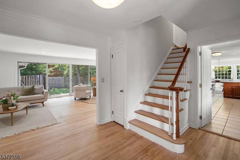 Montclair Twp., NJ 07042,28 S Mountain Ave