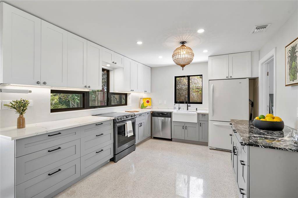 Pompano Beach, FL 33060,1801 SW 6th Ave