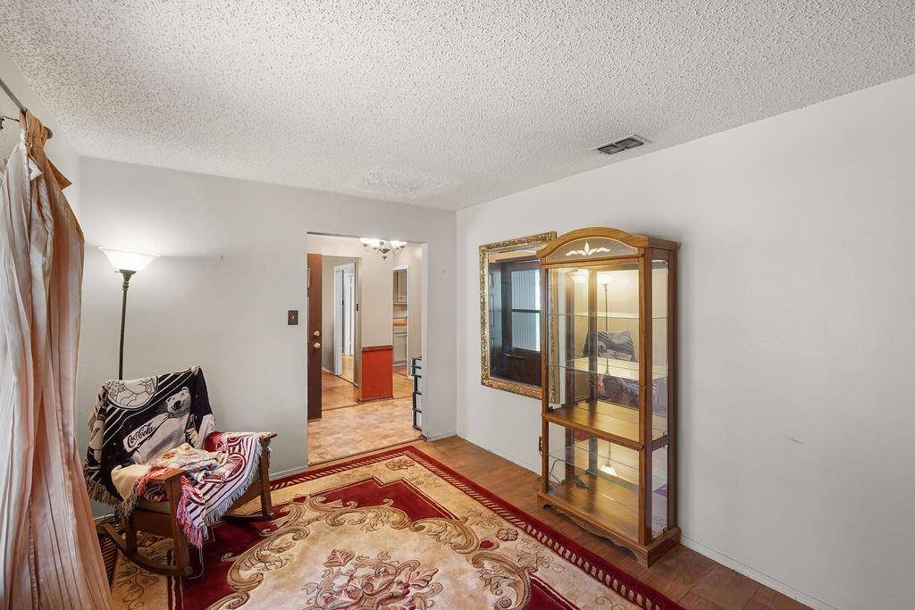 Tyler, TX 75703,1813 Sequoia Drive