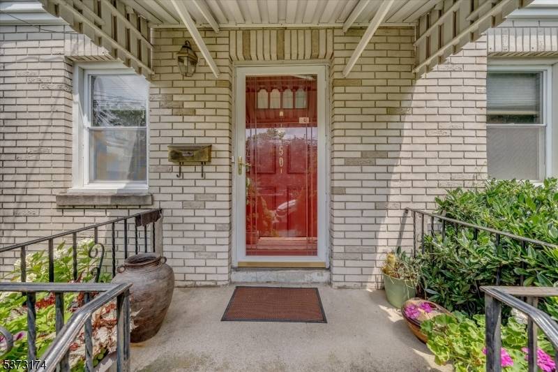 Bloomfield Twp., NJ 07003,50 Fritz St