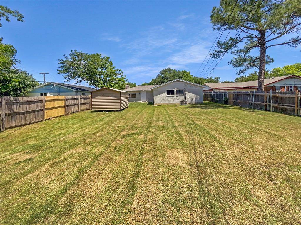 Hurst, TX 76053,712 Brookfield Drive