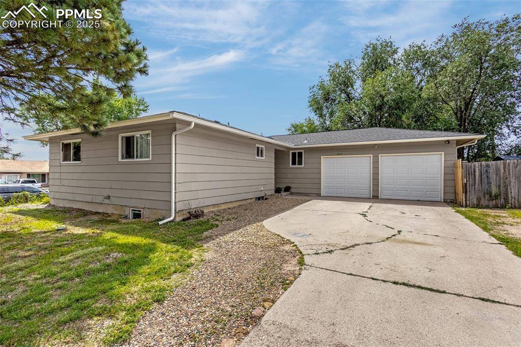 Colorado Springs, CO 80910,2415 Saranac DR