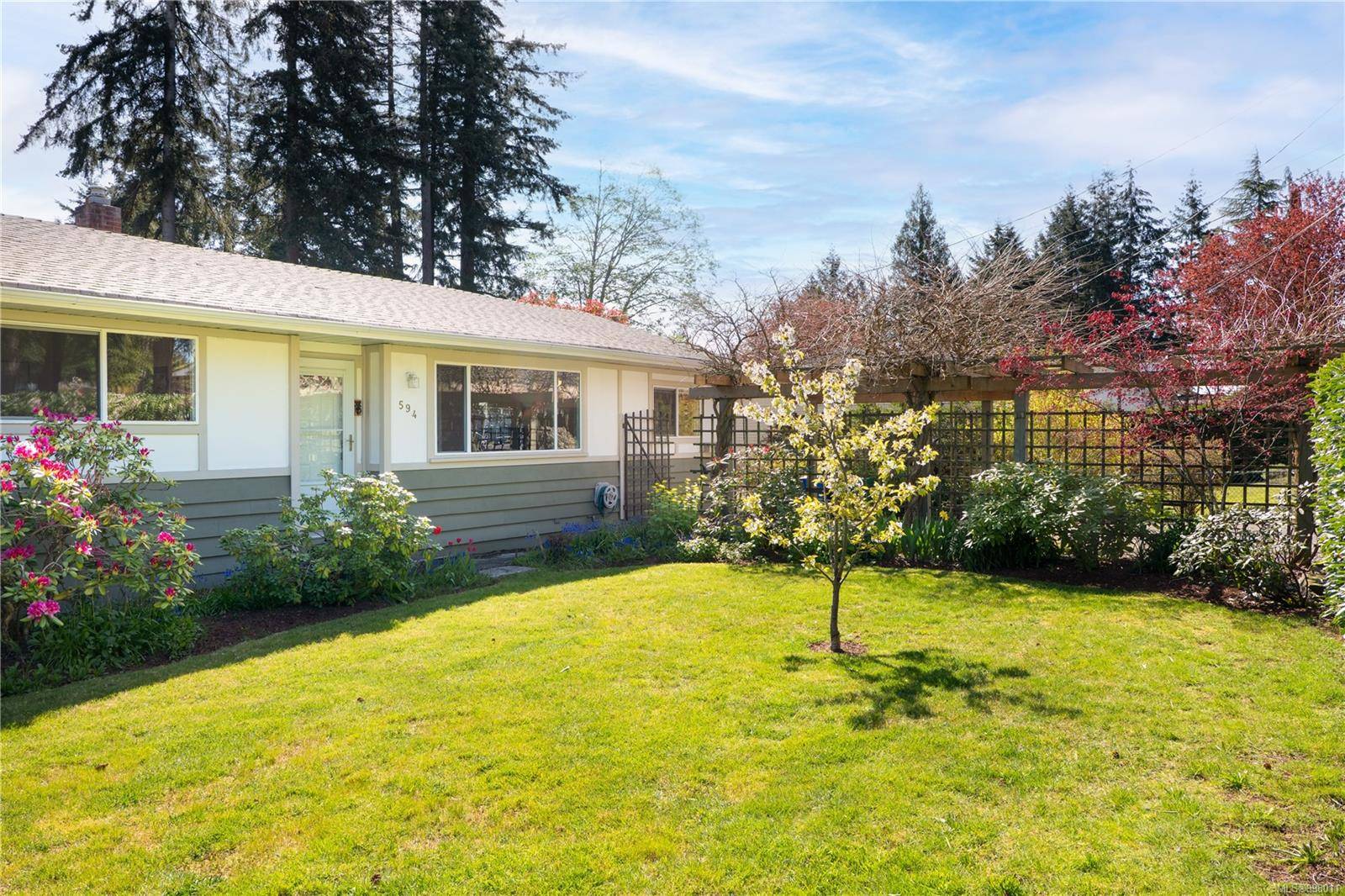 Nanaimo, BC V9R 2P9,594 Ruby Cres