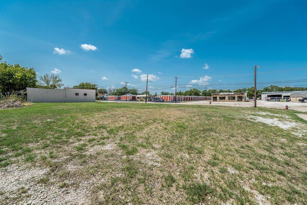 White Settlement, TX 76108,8017 White Settlement Road