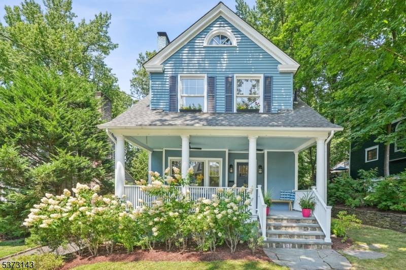 Maplewood Twp., NJ 07040,29 Oakview Ave