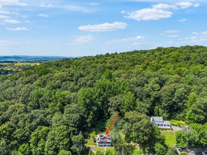Glen Gardner Boro, NJ 08826,24 2Nd St
