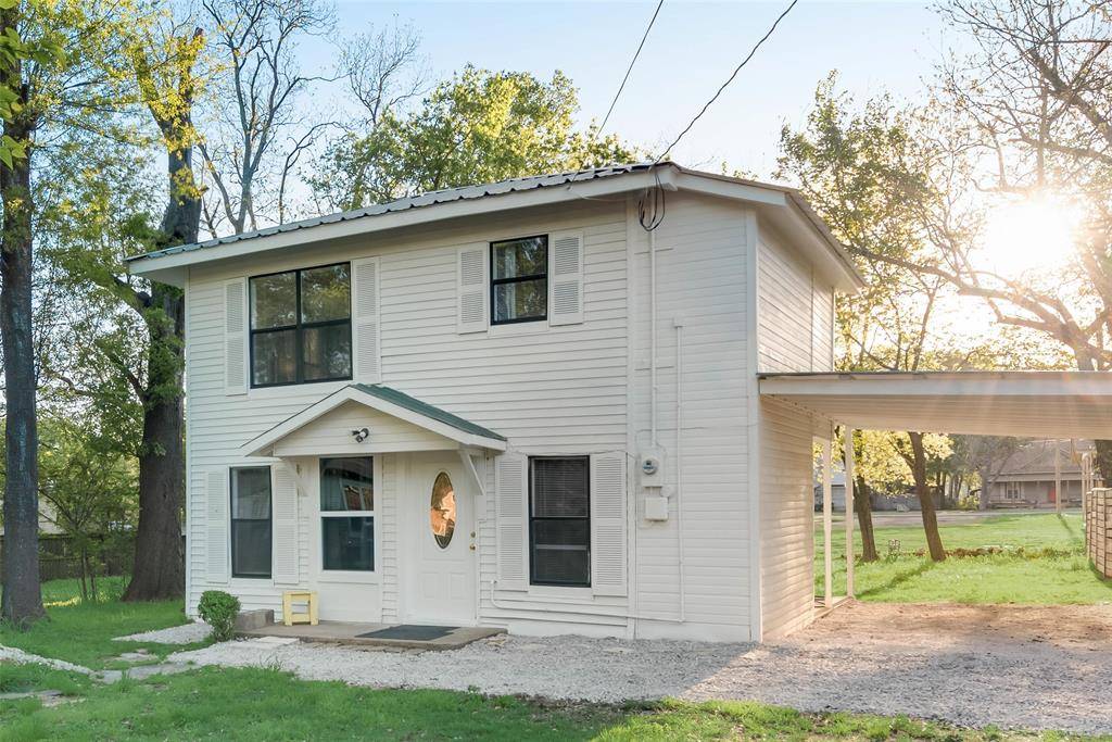 Grand Saline, TX 75140,313 N Oleander Street