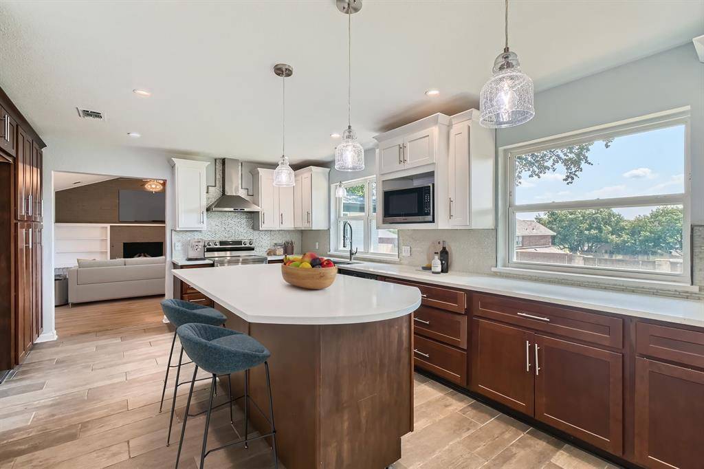 Hurst, TX 76054,2848 Winterhaven Drive