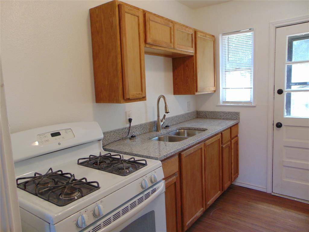 Mesquite, TX 75149,738 Oak Drive