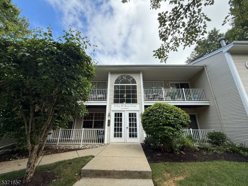 Mount Arlington Boro, NJ 07856,18 Spruce Ter