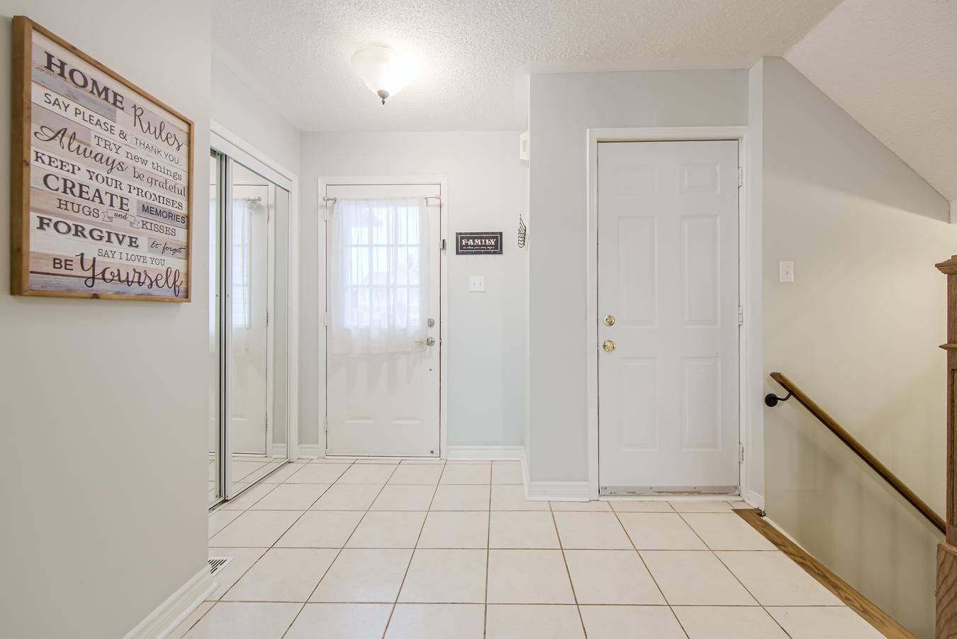 New Tecumseth, ON L0G 1W0,5 Mcgahey ST