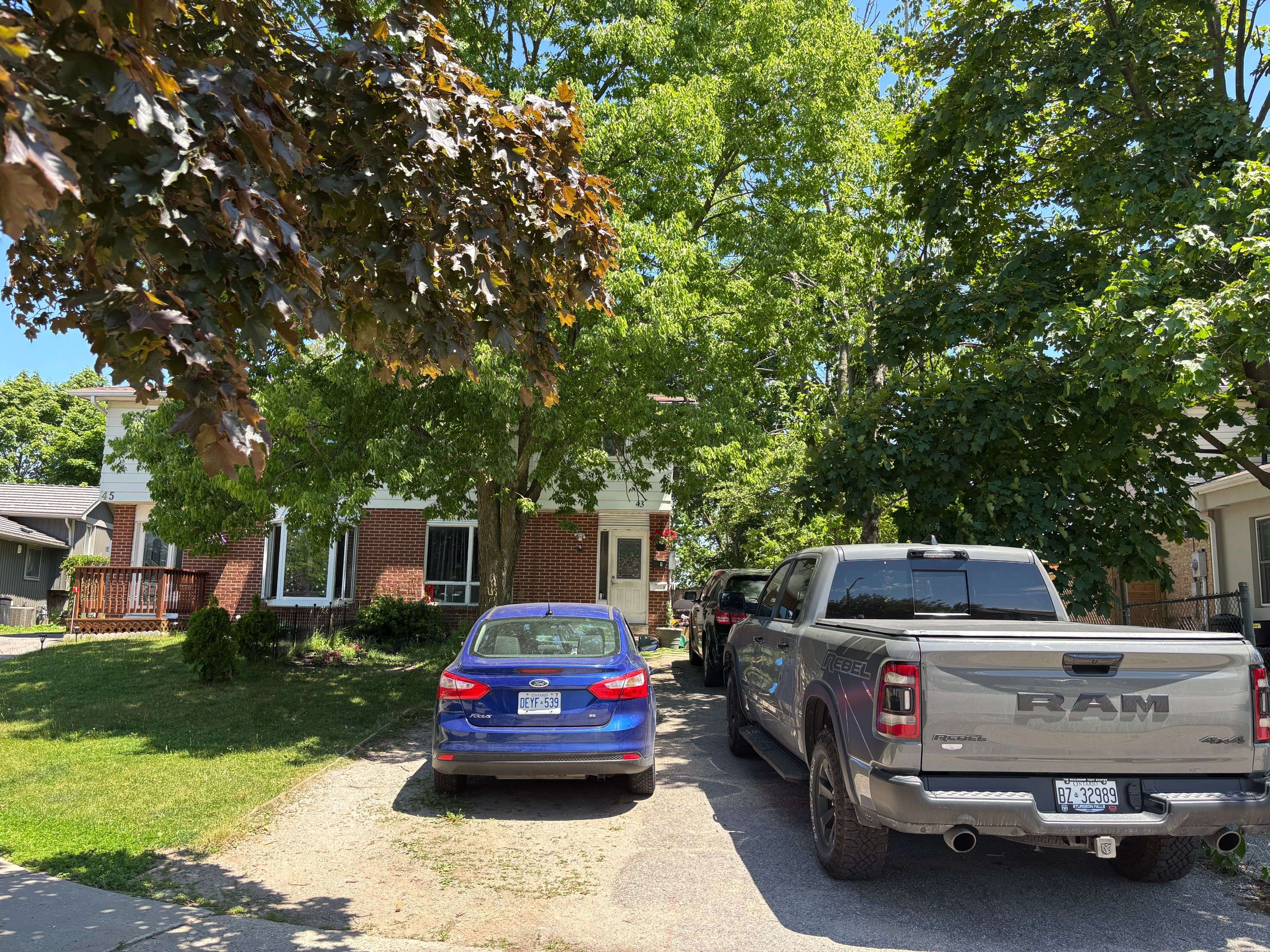 Barrie, ON L4N 4V2,43 Christie CRES