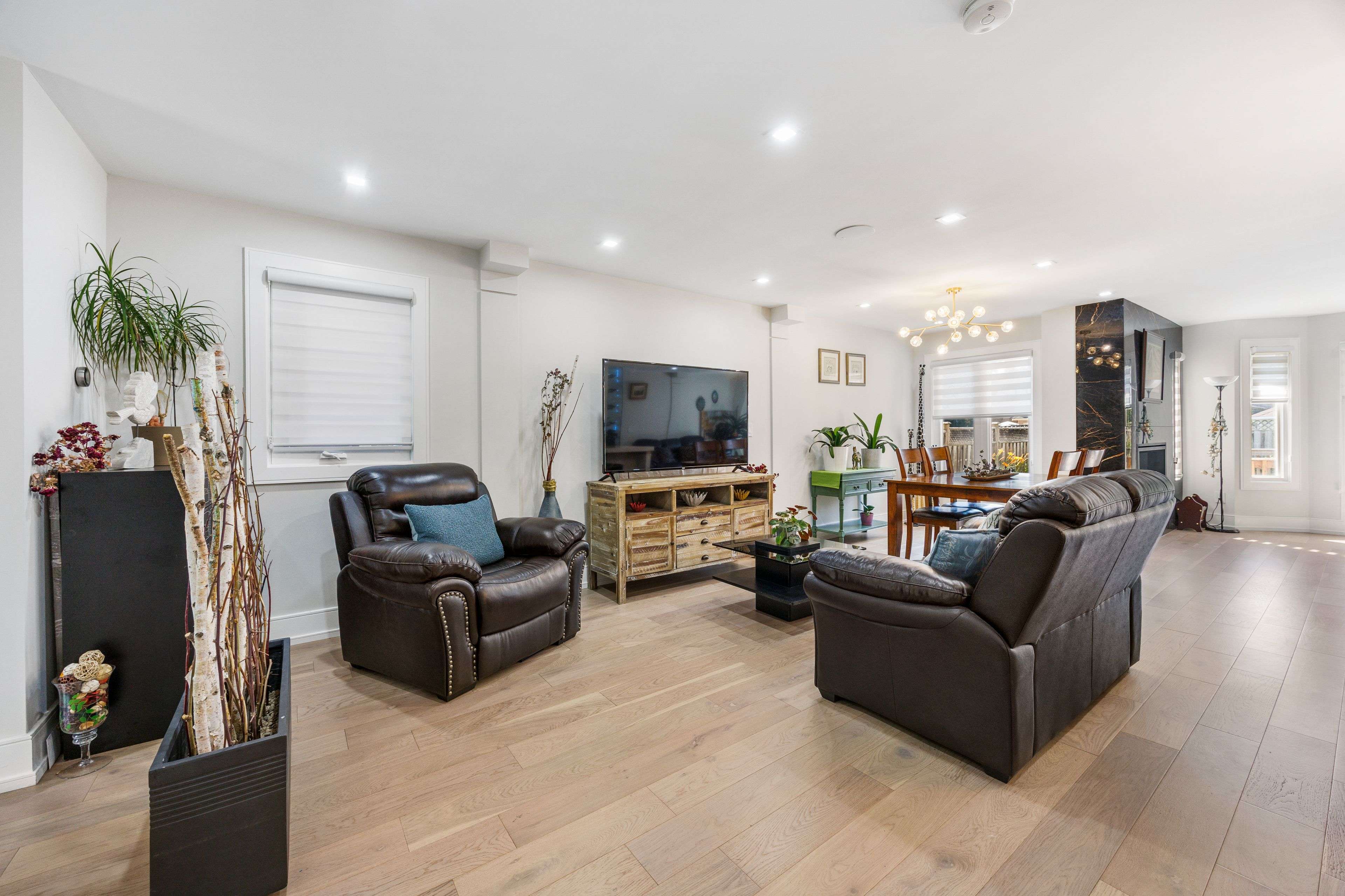 Vaughan, ON L4J 5V8,134 Gailcrest CIR