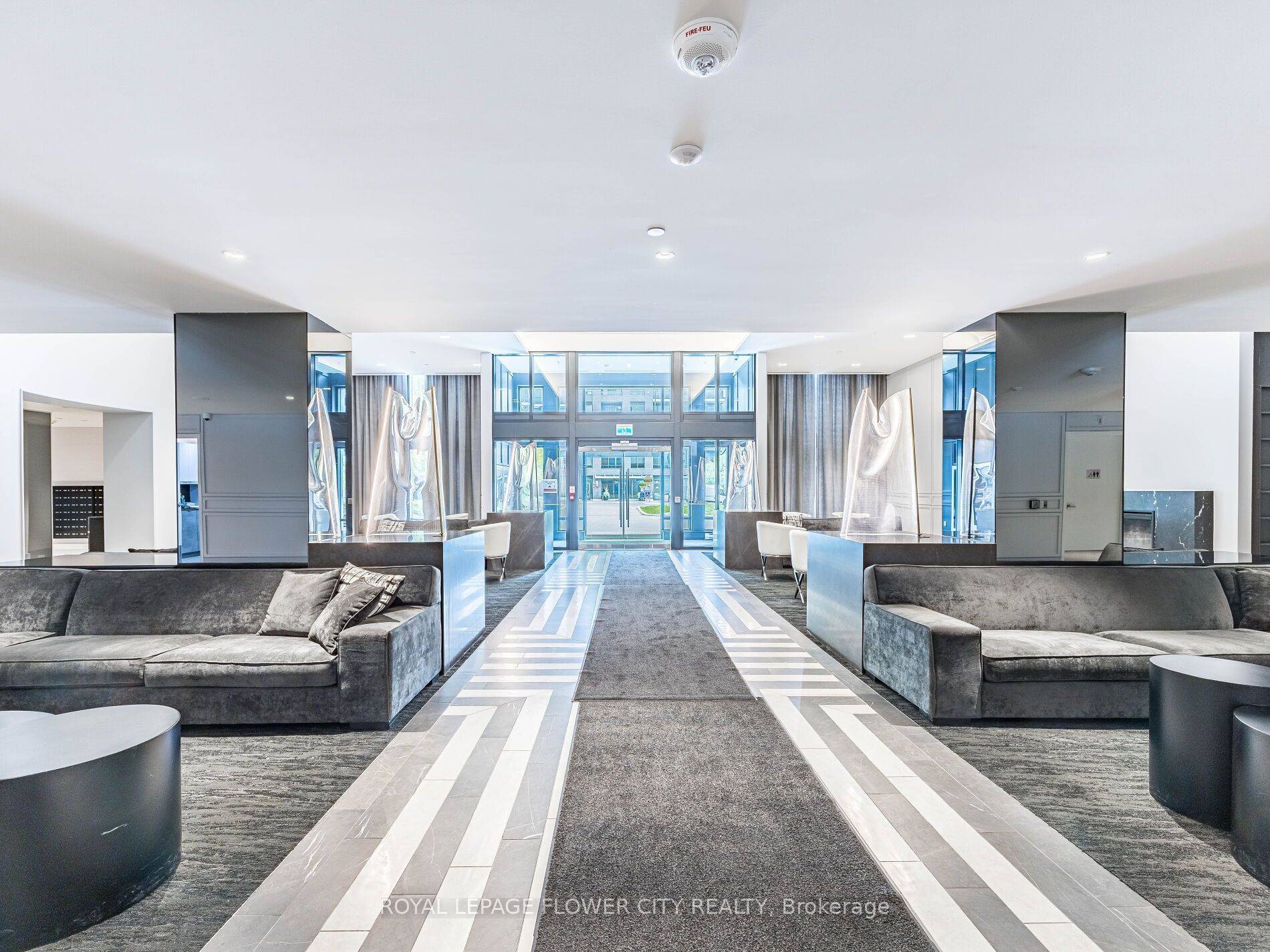 Toronto W08, ON M9B 6L6,30 Gibbs RD #2804