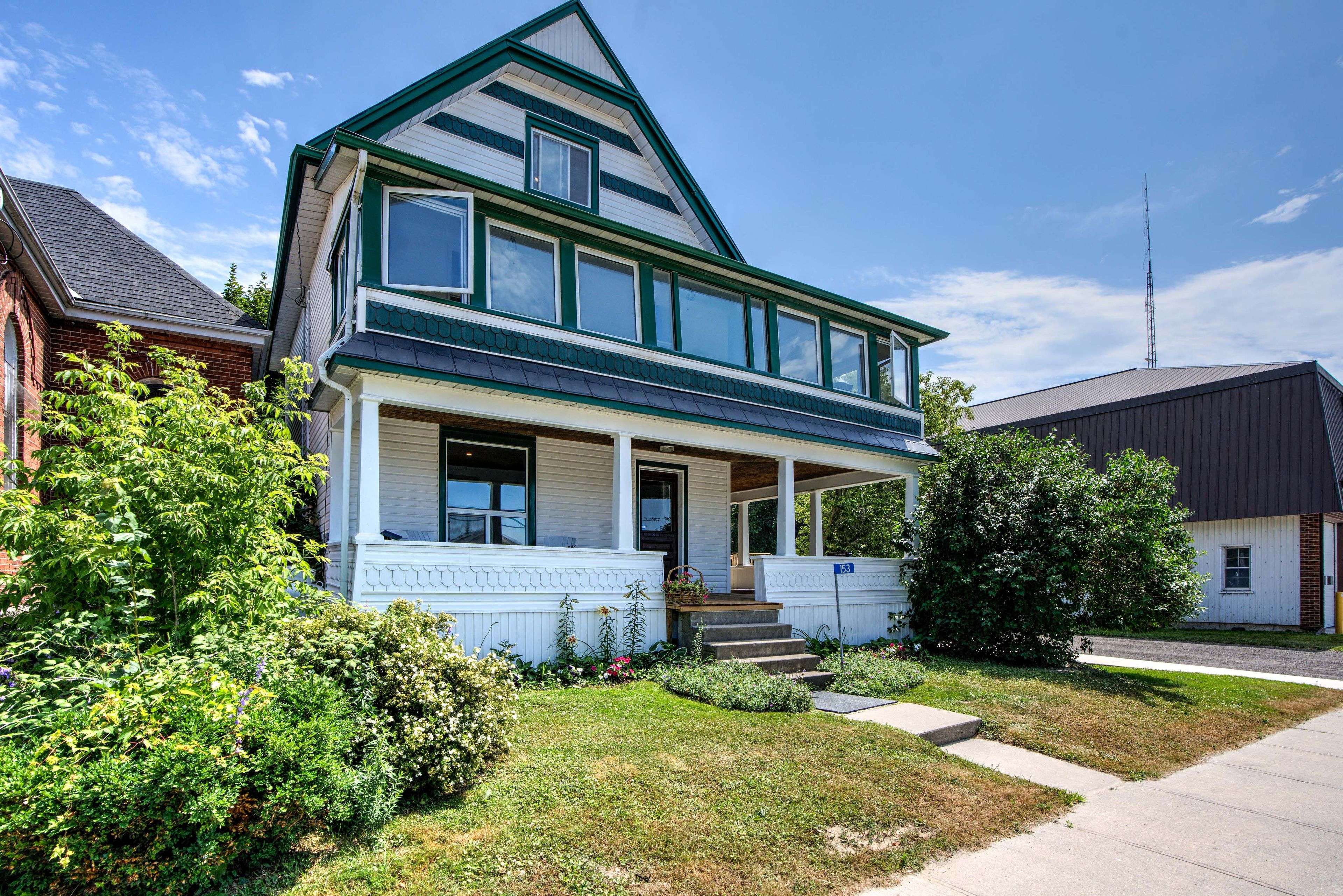 Leeds And The Thousand Islands, ON K0H 2N0,153 Main ST