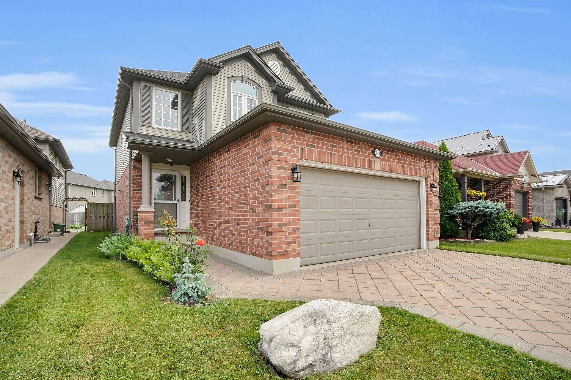 London South, ON N6M 1L3,2949 Meadowgate BLVD
