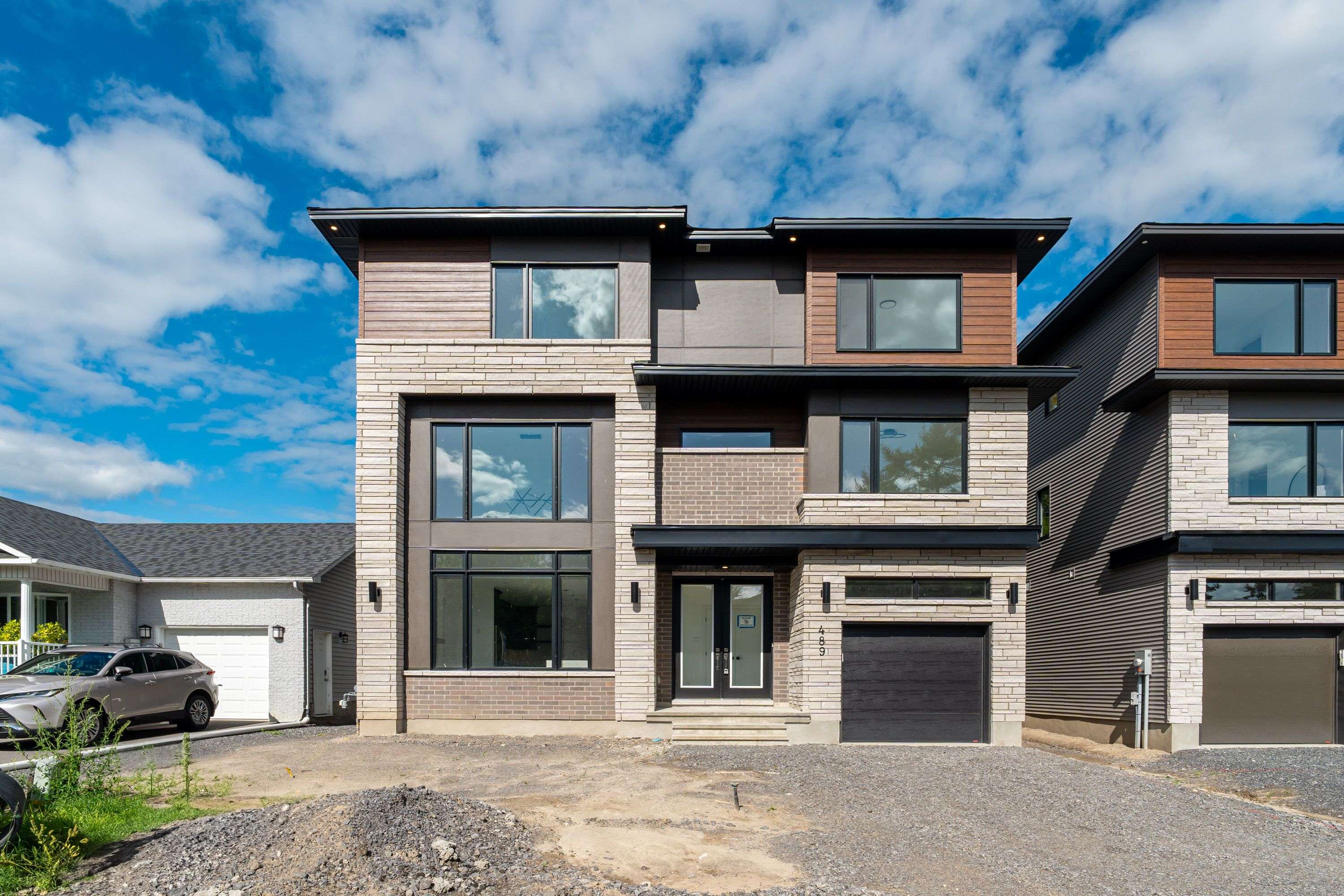 Orleans - Cumberland And Area, ON K1E 2N7,489 Duvernay DR