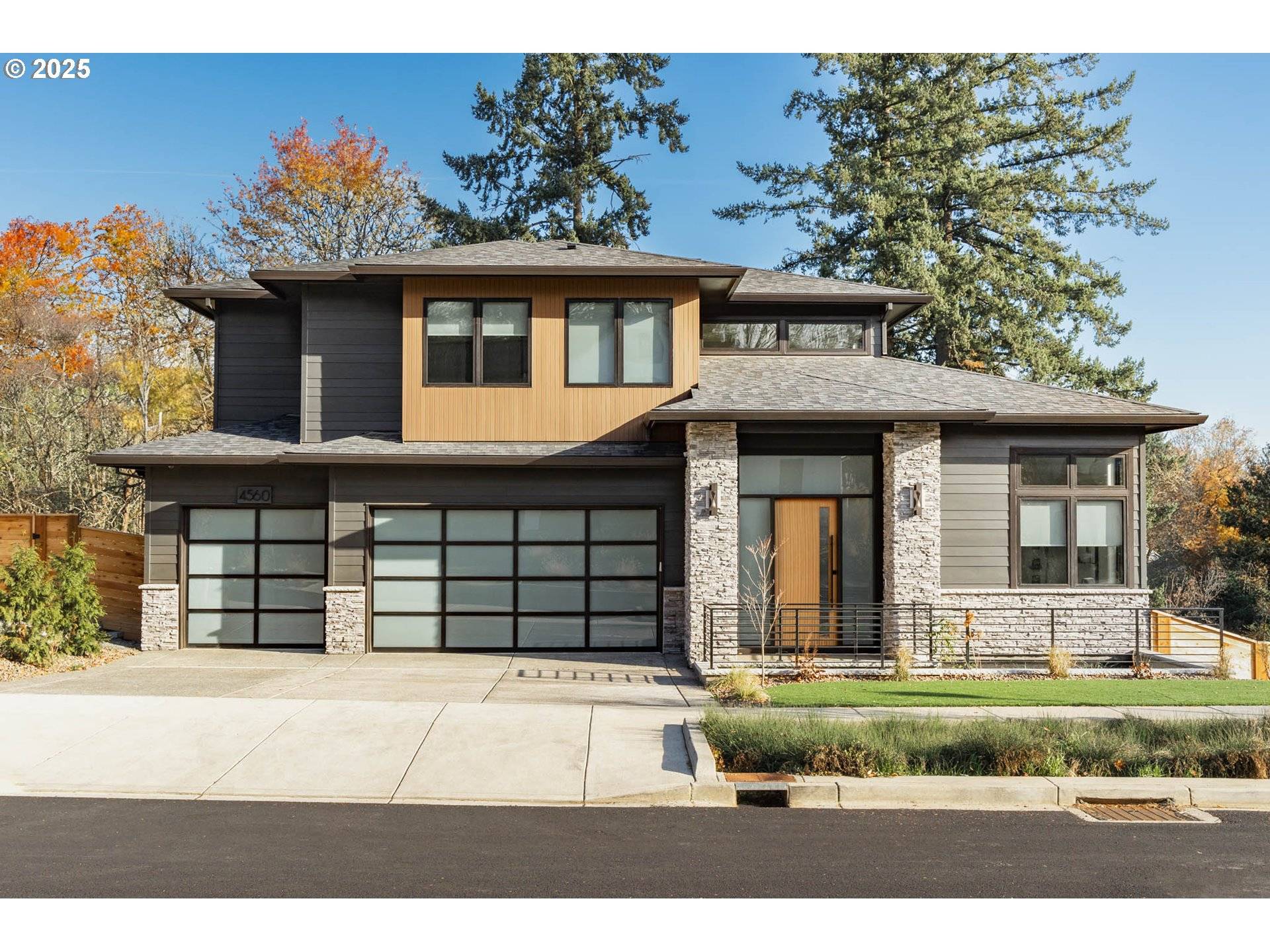 Portland, OR 97221,4560 SW 59TH AVE