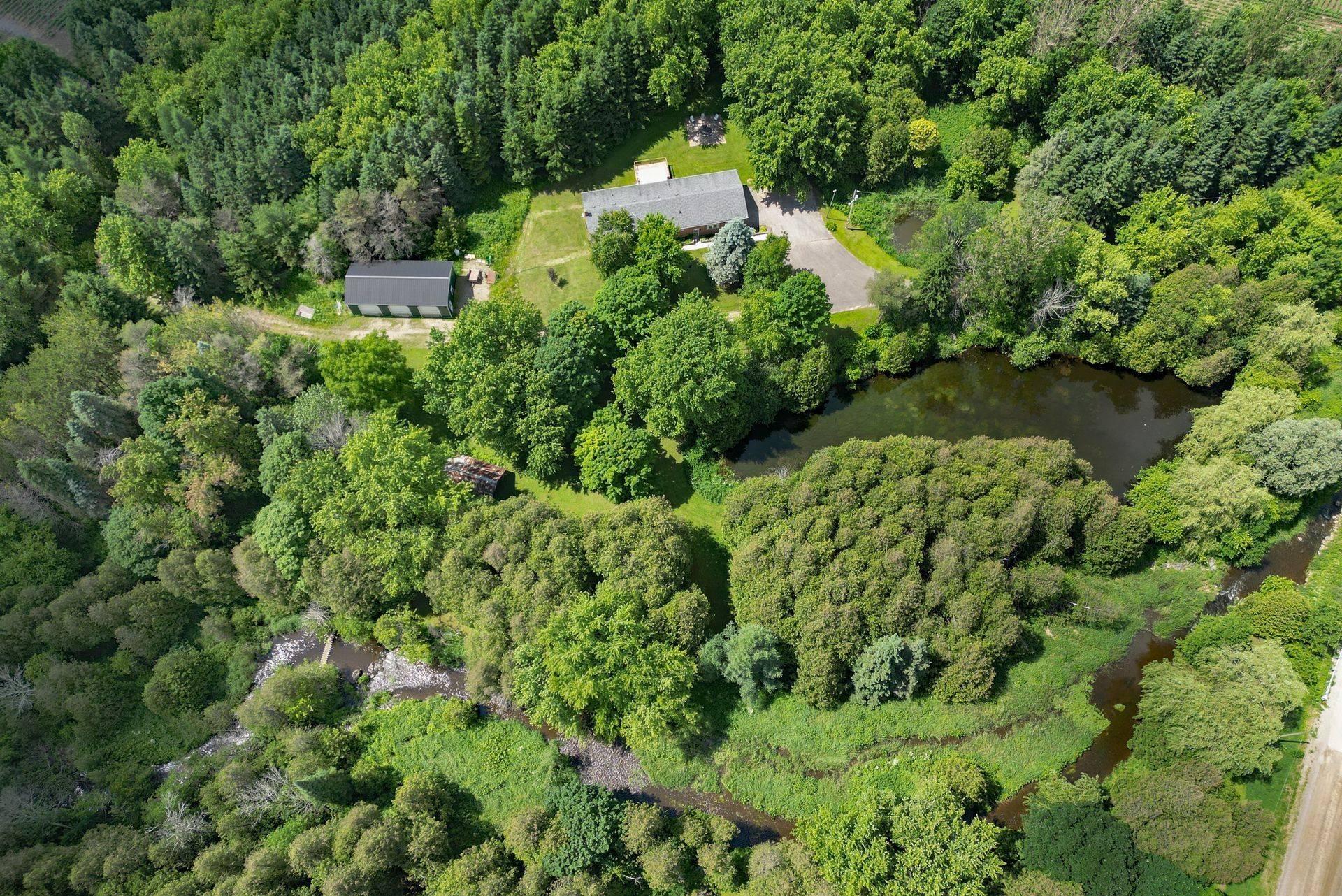 Melancthon, ON L9V 1W5,556252 Mulmur Melancthon Town Line