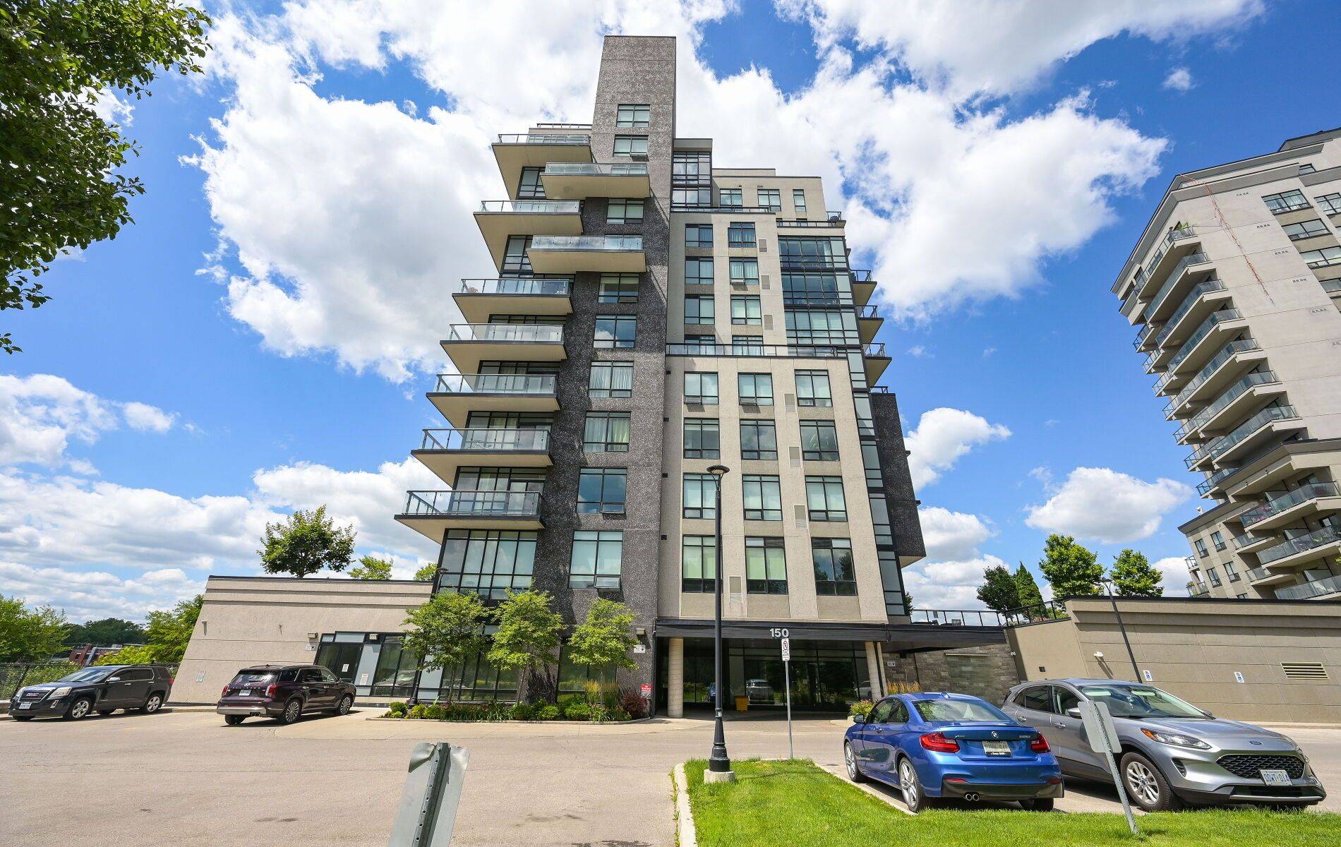 Cambridge, ON N1R 0B5,150 Water ST N #210