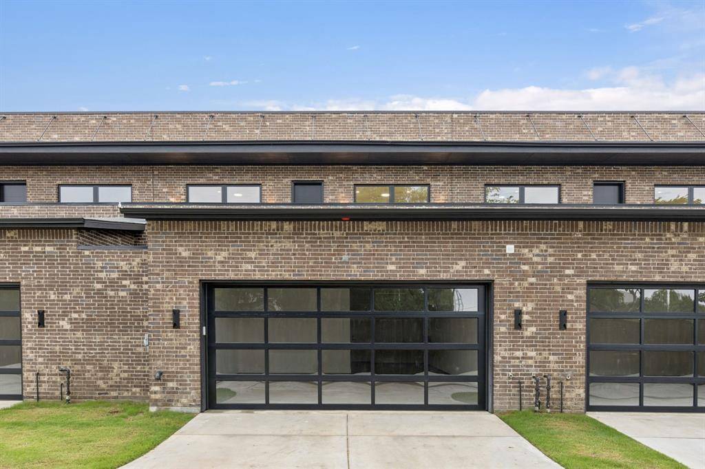 Roanoke, TX 76262,211 Morningside Drive