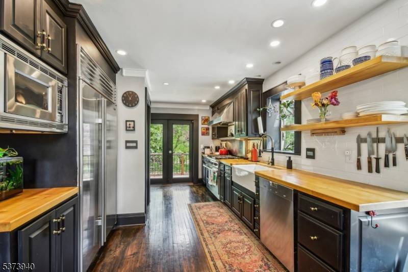 Cranford Twp., NJ 07016,127 Severin Ct