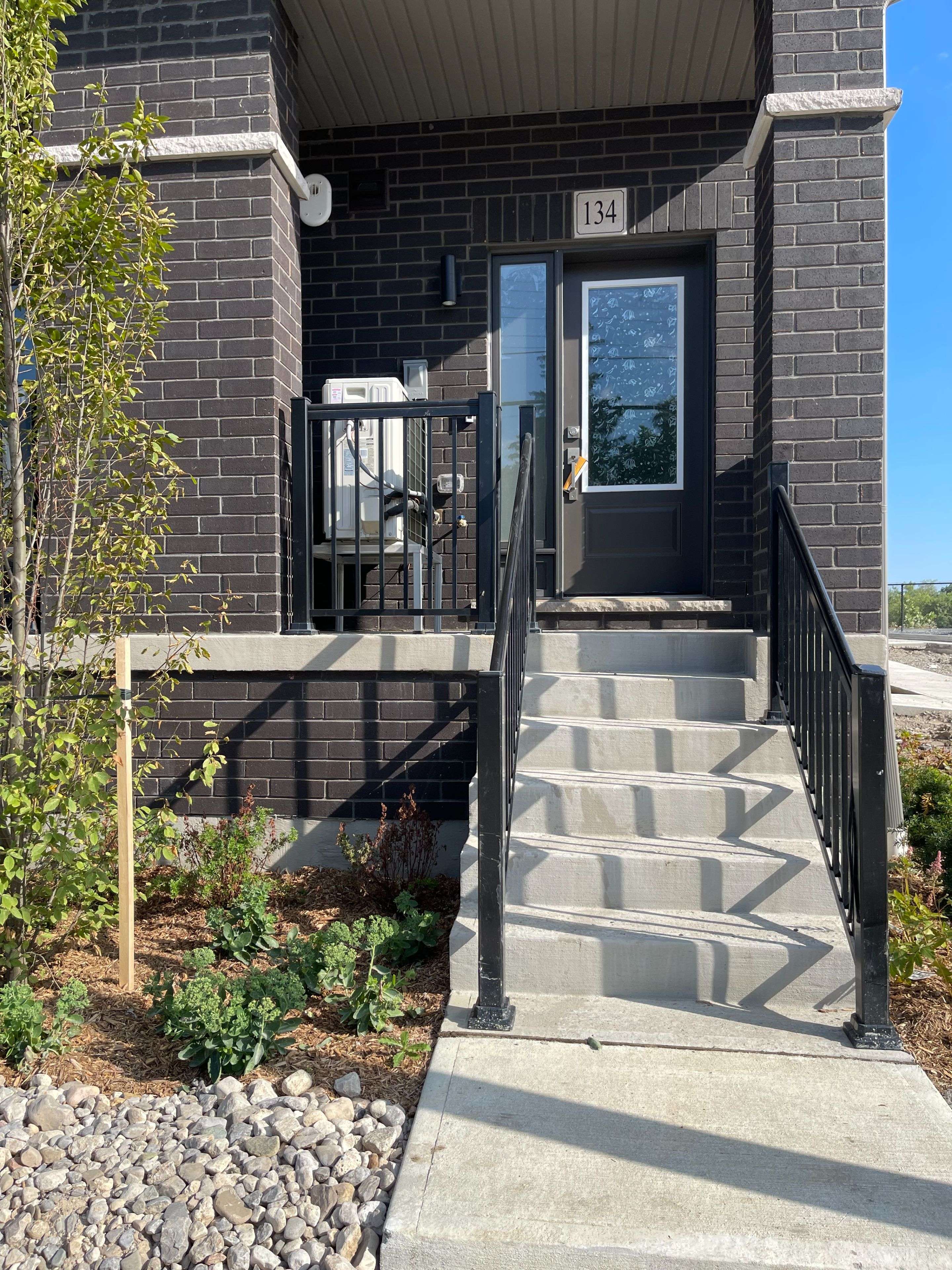 Richmond Hill, ON L4B 0H7,134 Matawin LN