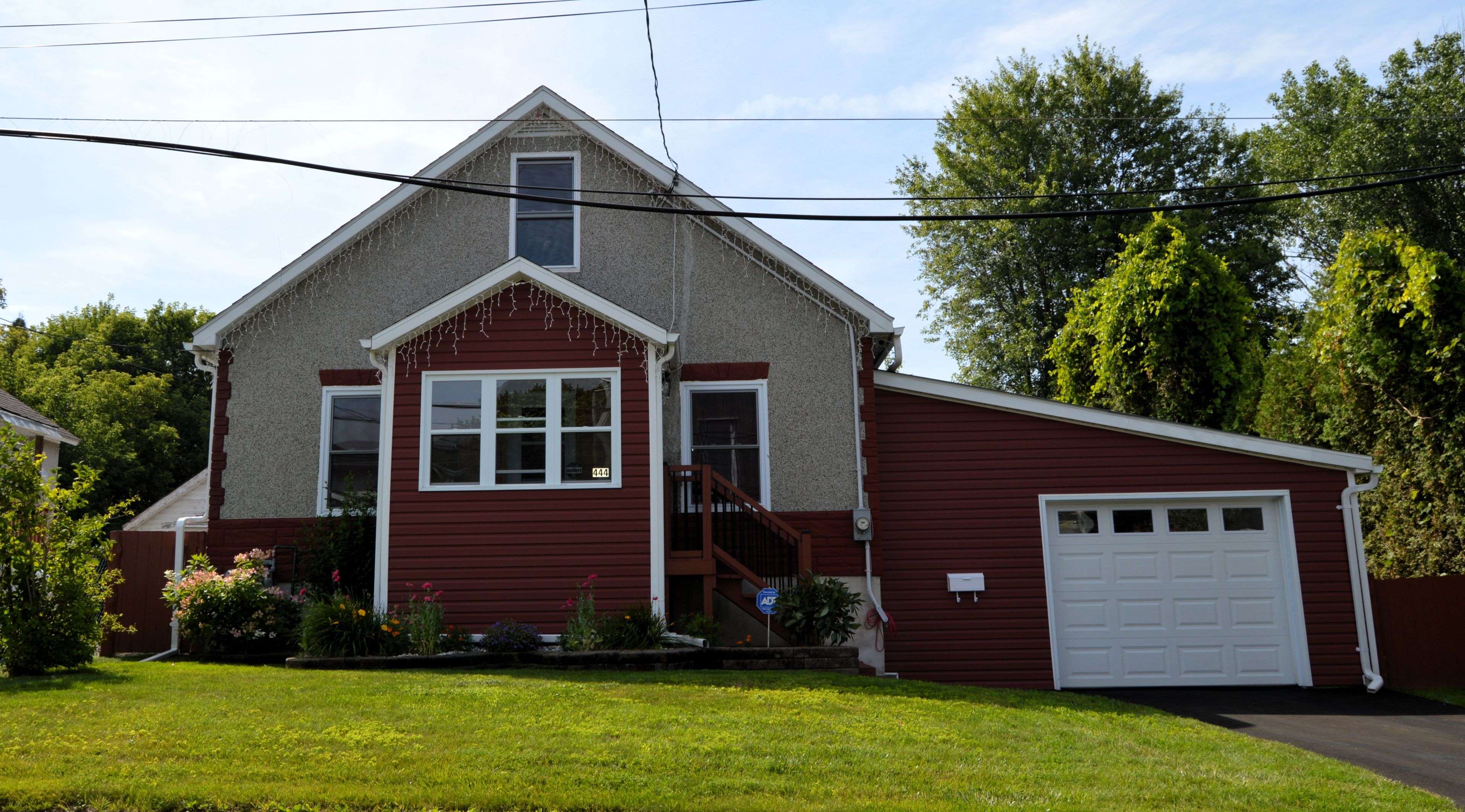 Cornwall, ON K6H 5R5,444 Eighth ST E