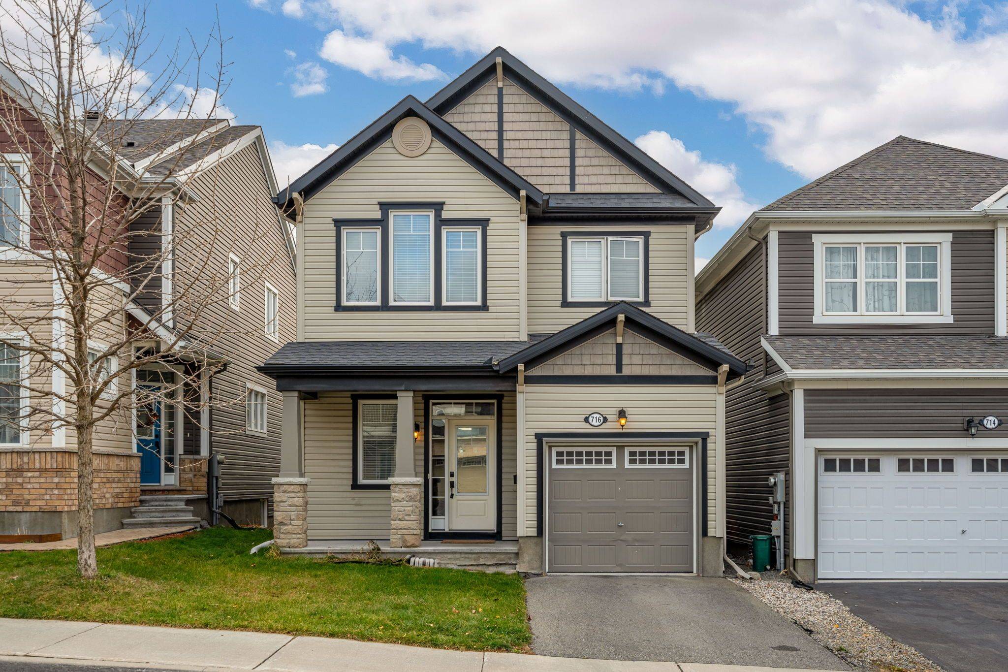 Kanata, ON K2M 0L4,716 Summergaze ST