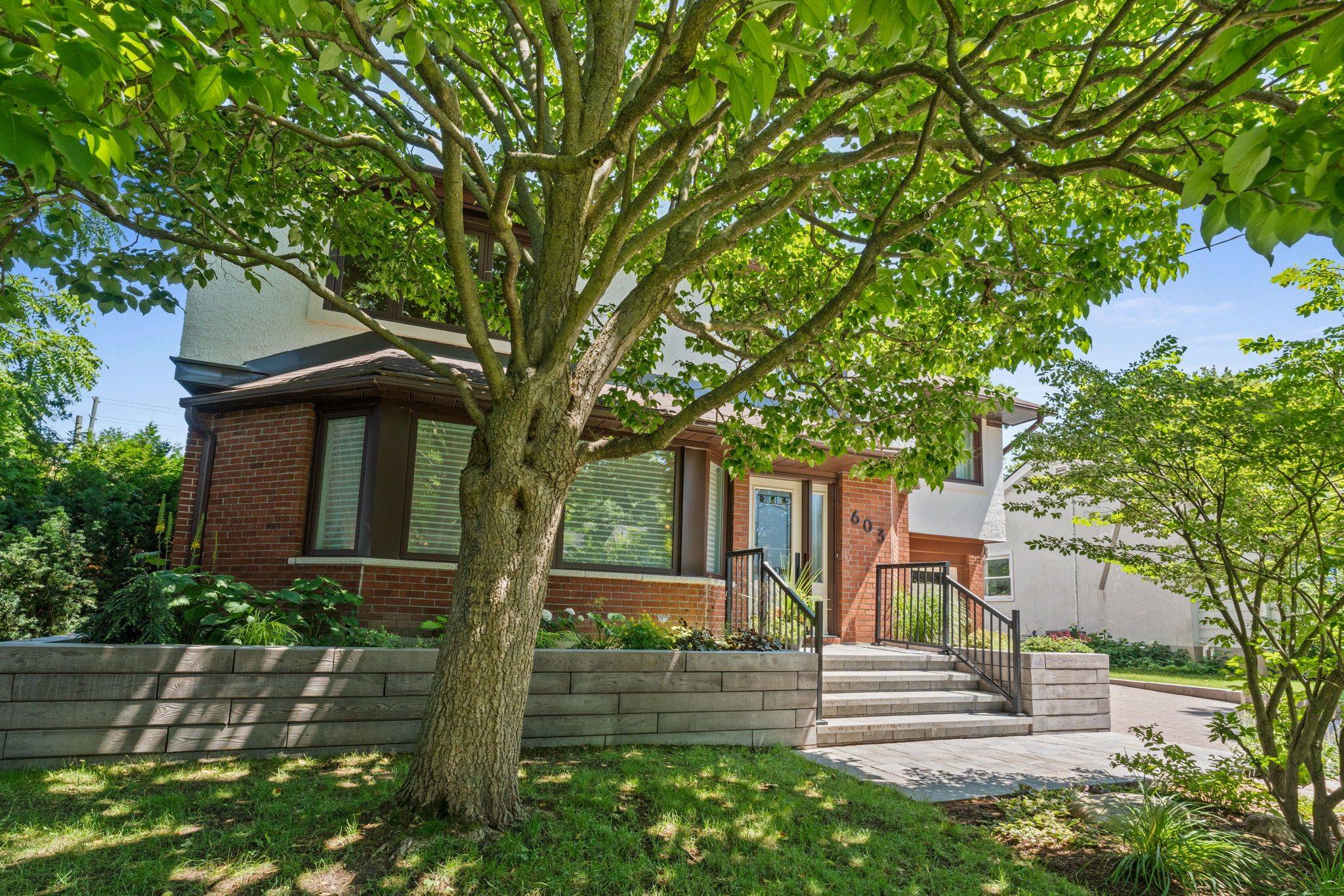 Carlingwood - Westboro And Area, ON K2A 1V6,603 Edison AVE