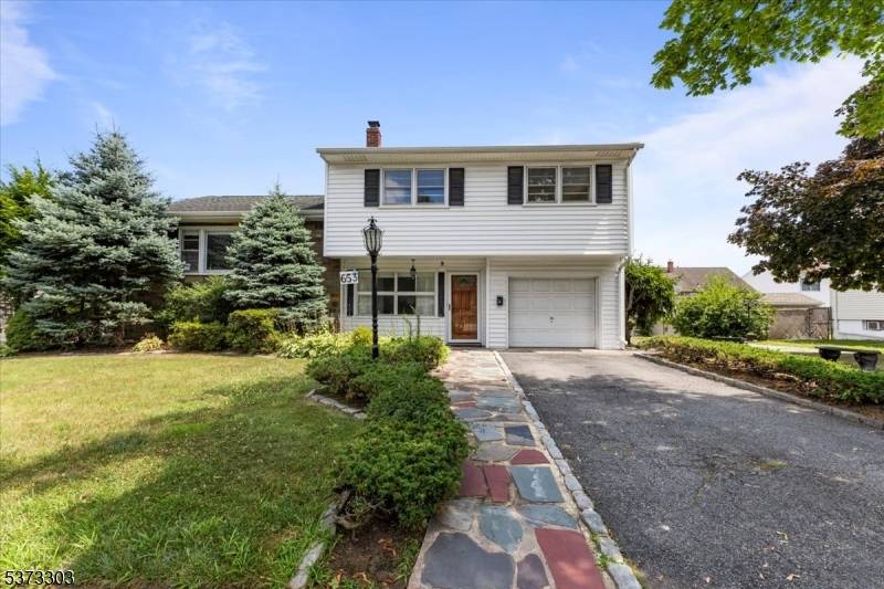 Clifton City, NJ 07012,653 Passaic Ave