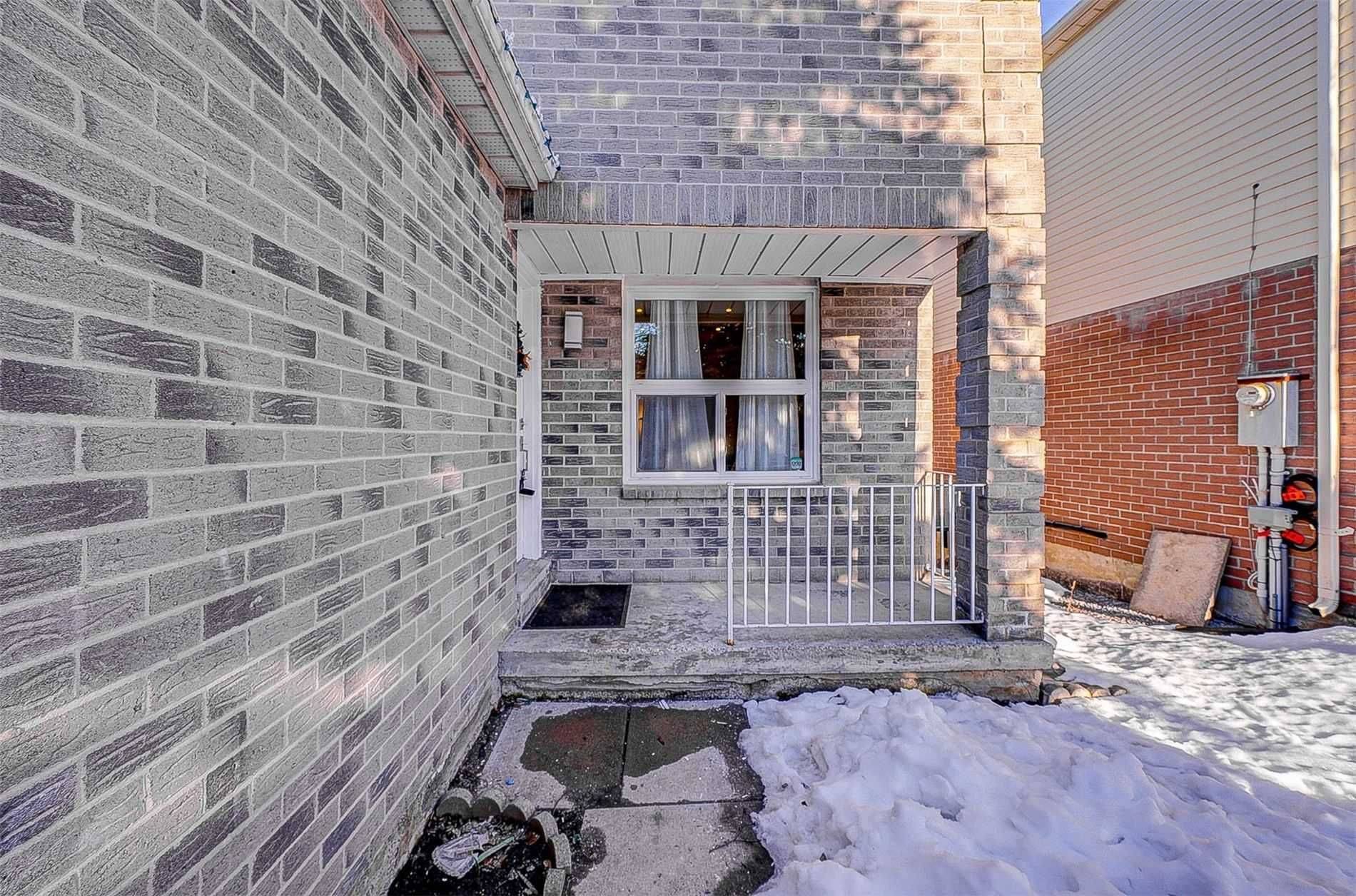 Pickering, ON L1X 1Y7,2083 Duberry DR #Main and 2nd Floor