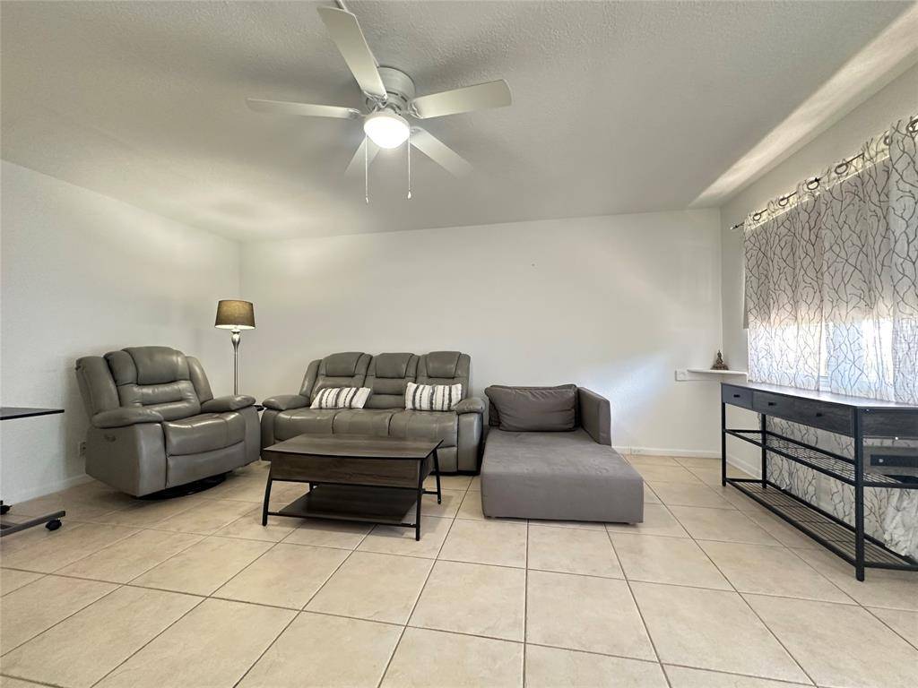 Deerfield Beach, FL 33442,85 Ventnor  E #85